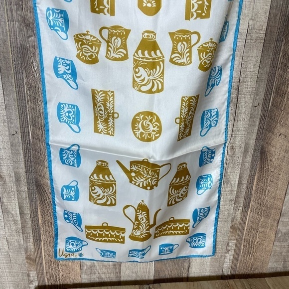 VINTAGE BANNER SILK SCARF BY UGNA - Picture 2 of 5